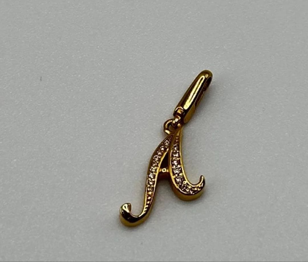 ゆきざき　ノンブル　k18 ネックレス　チャーム　Ａ