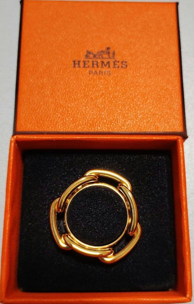 HERMES ゴールド スカーフリング