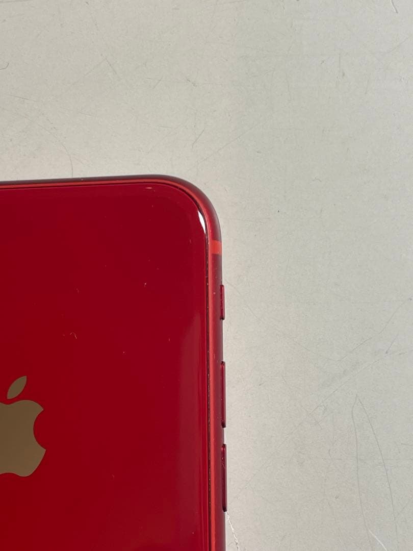 iPhone8 64GB 匿名発送　SIMフリー　最大充電82%