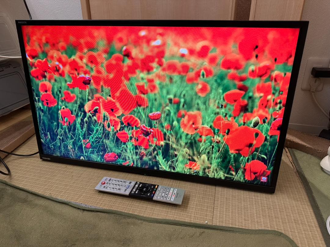 アプリ内蔵極美品　TOSHIBA 東芝 テレビ　32V34　2022年製　32型