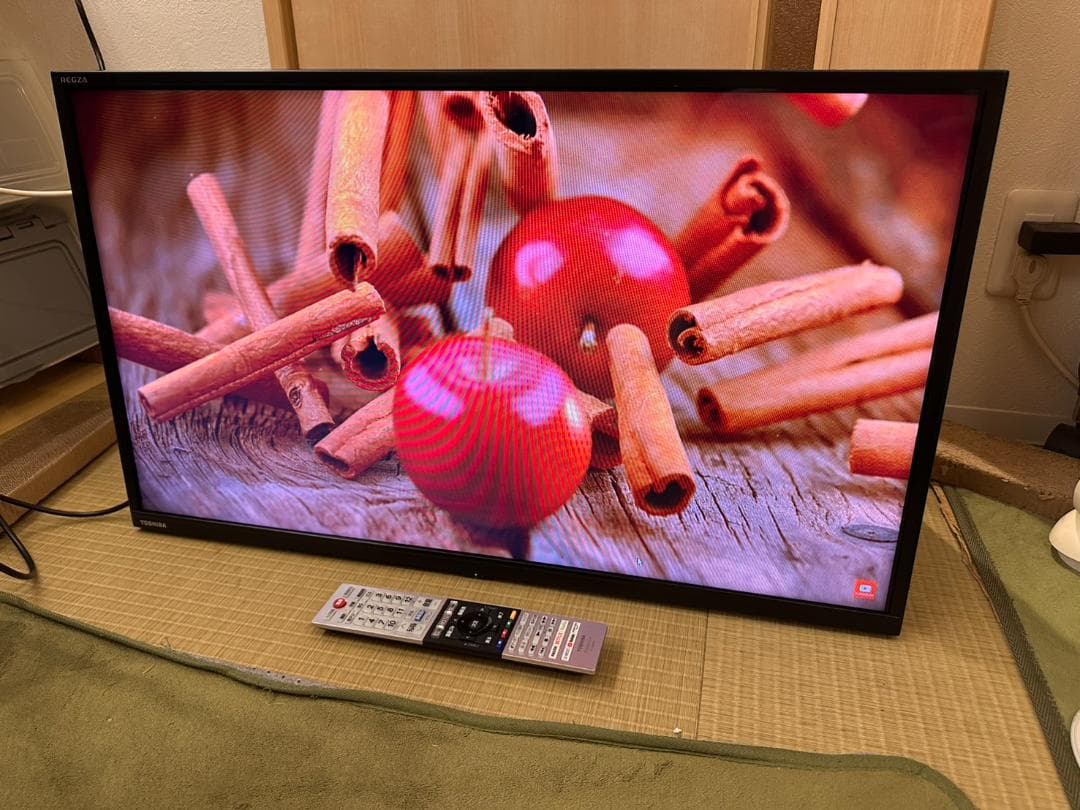 アプリ内蔵極美品　TOSHIBA 東芝 テレビ　32V34　2022年製　32型