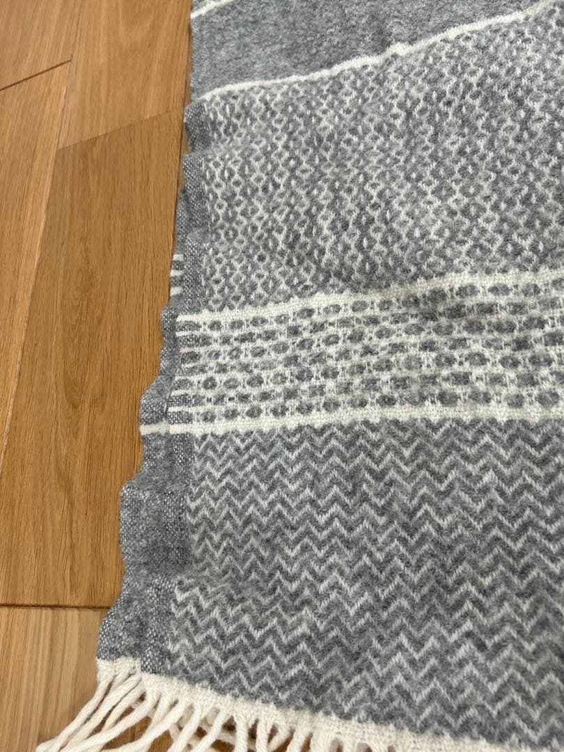 KLIPPAN（クリッパン）　ウールスロー　キルト　ライトグレー