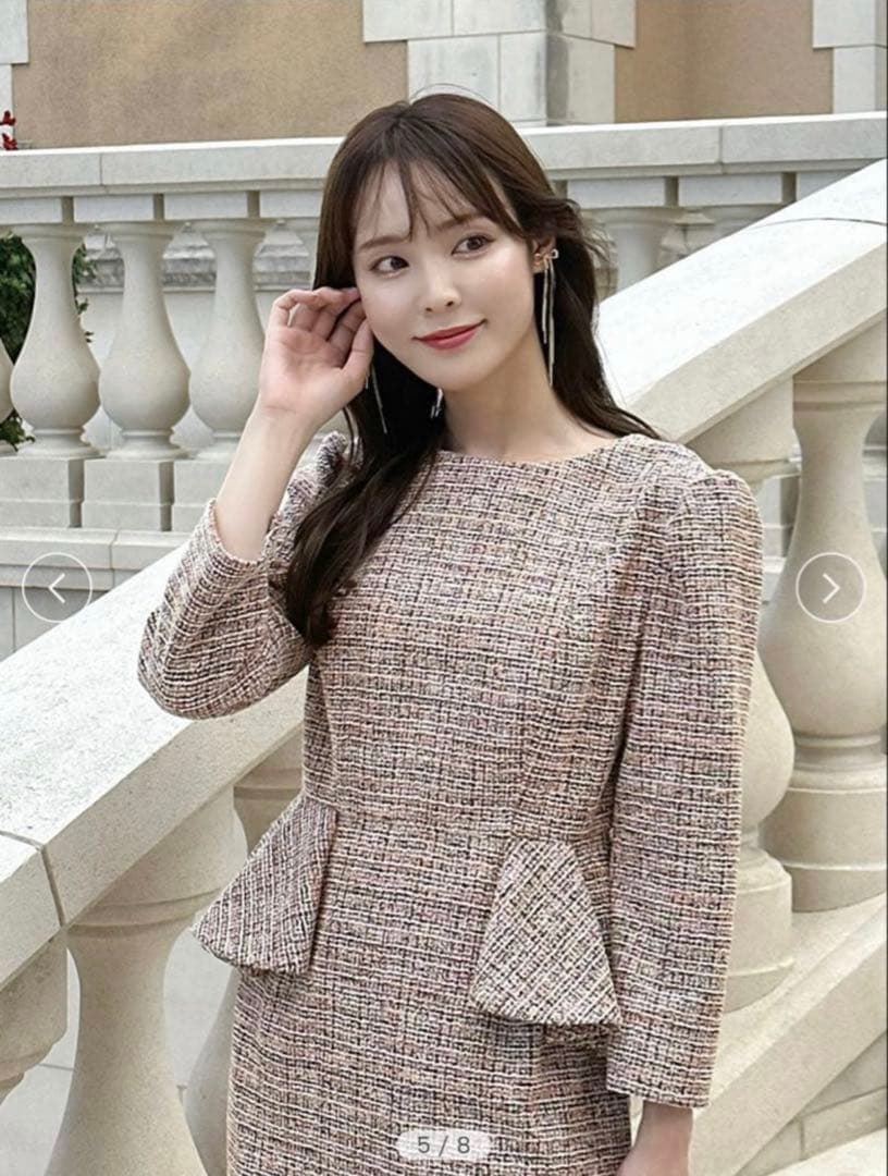 新品 佳子さま着用 セルフォード ロングスリーブぺプラムタイトワンピース 限定