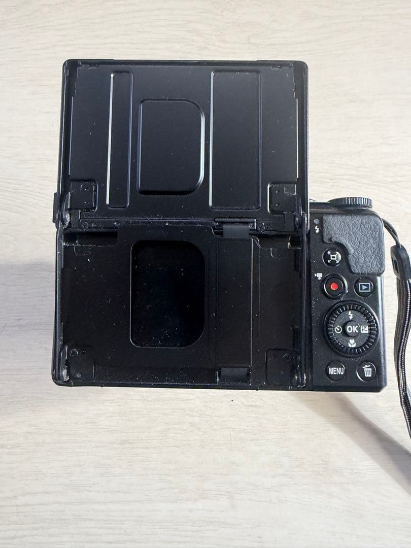 ジャンクNikon COOLPIX A900 コンパクトデジタルカメラ