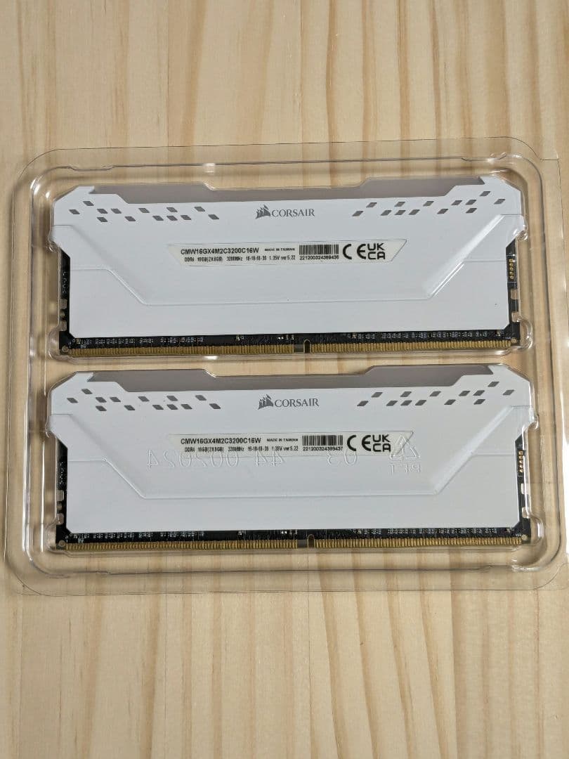 コルセア VENGEANCE RGB PRO DDR4メモリ 8GB×2