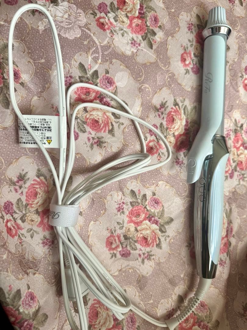 【美品】リファカールアイロン プロ26mmホワイト2024年製