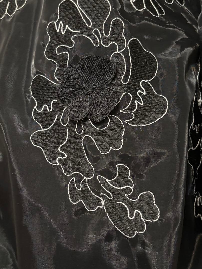 PRIDE 黒 花柄モチーフ&刺繍 ジップアップジャケット　サイズ38