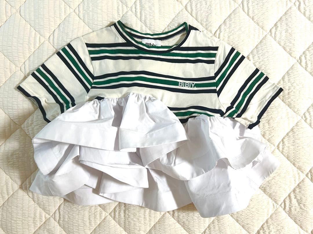 Bibiy. ビビィ　正規品　ローラぺプラムトップス