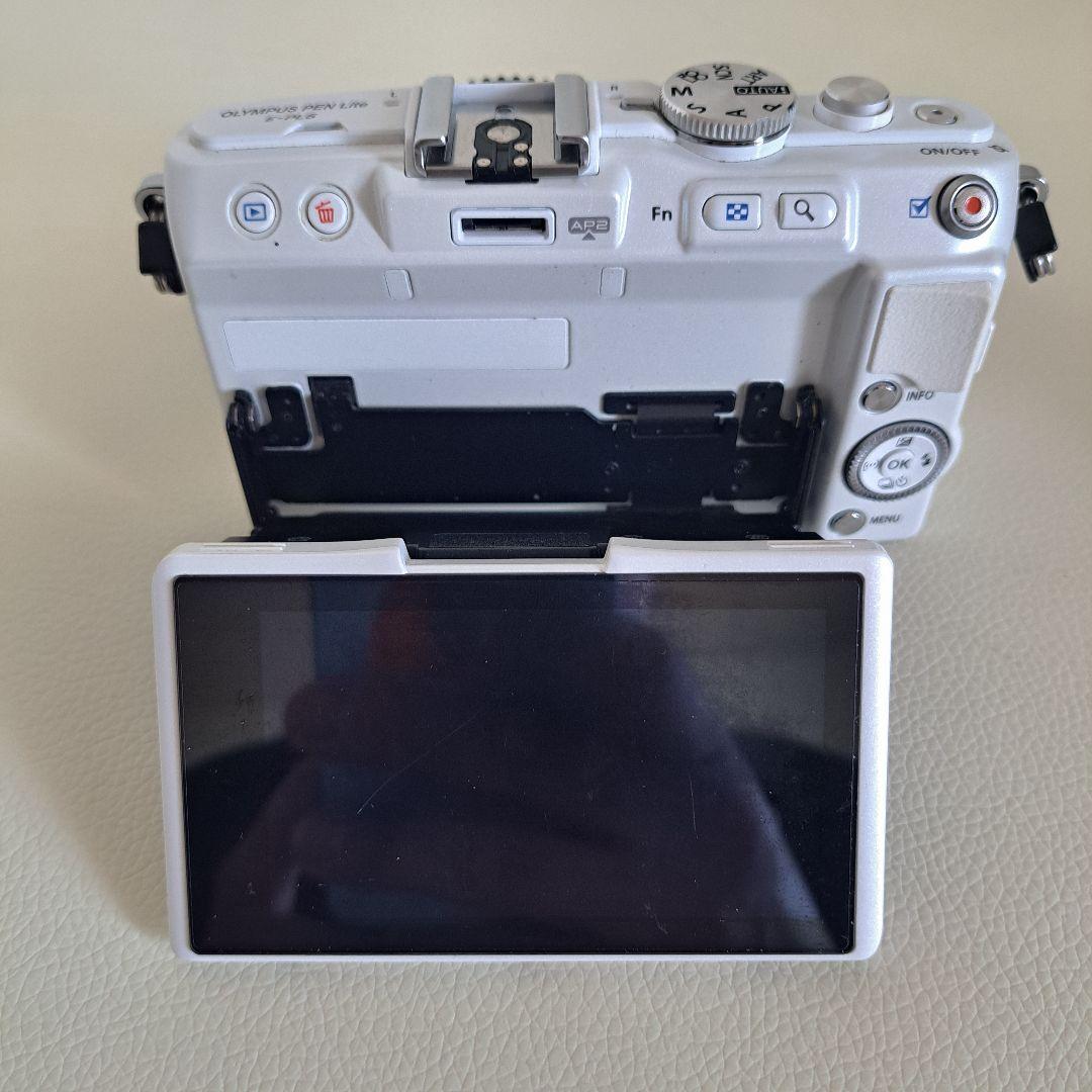 【動作未確認】ジャンクOLYMPUS PEN Lite E-PL6 ホワイト