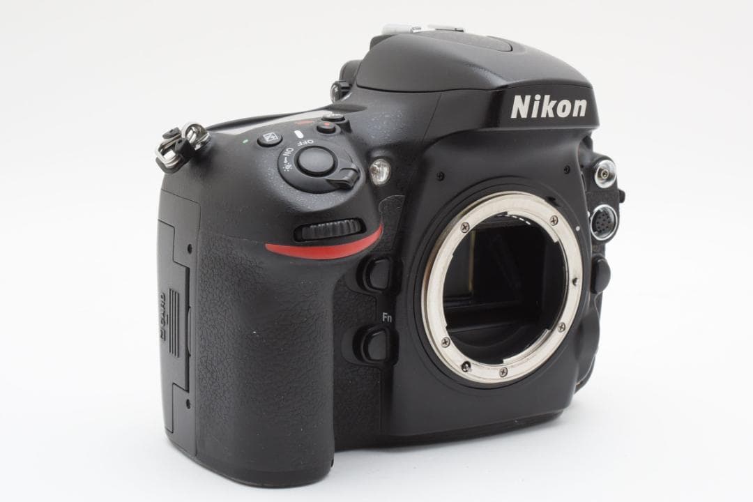ニコン Nikon D800 FX ボディ　【元箱付き・付属品多数】