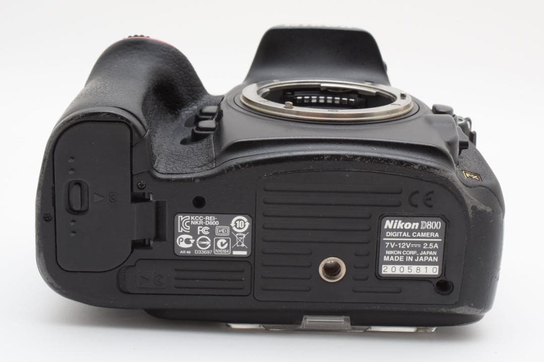 ニコン Nikon D800 FX ボディ　【元箱付き・付属品多数】