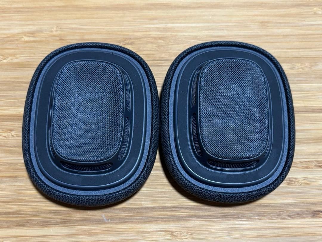 AirPods Max 初代 Lightningタイプ