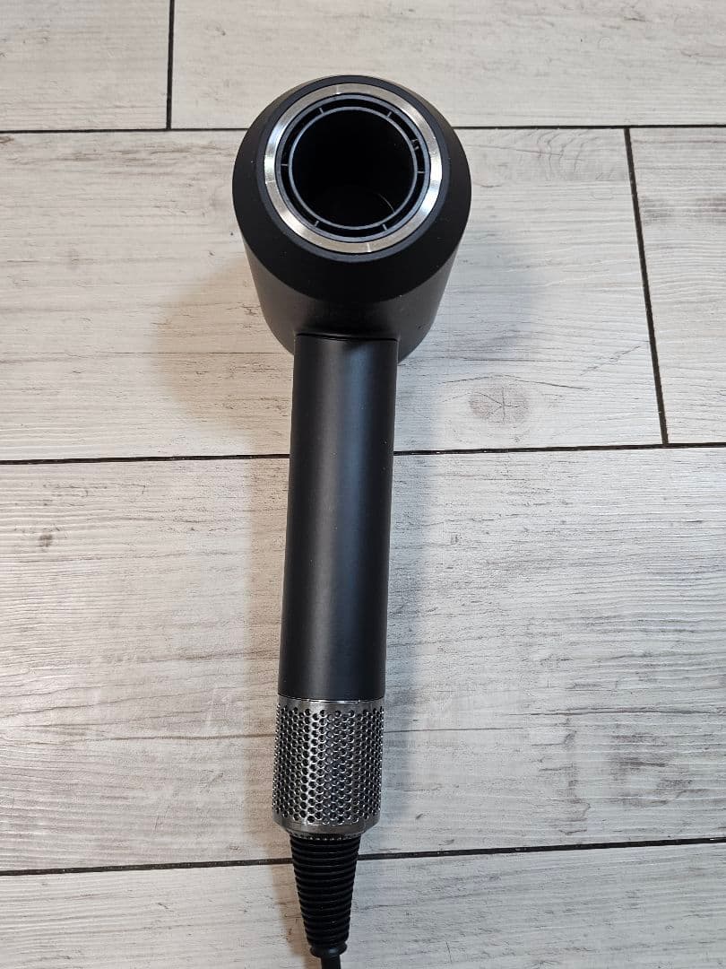 アタッチメント完備　ダイソン　メンテナンス済み　dyson hd08　ブラック