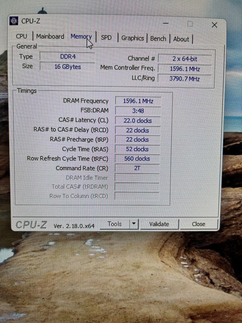DDR4-3200 Kingston CBD32D4U2S1ME-8 2枚組