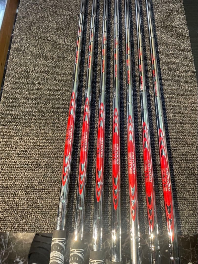 ★ブリヂストン　ツアーB 241CB 242CB＋アイアン　7本セット