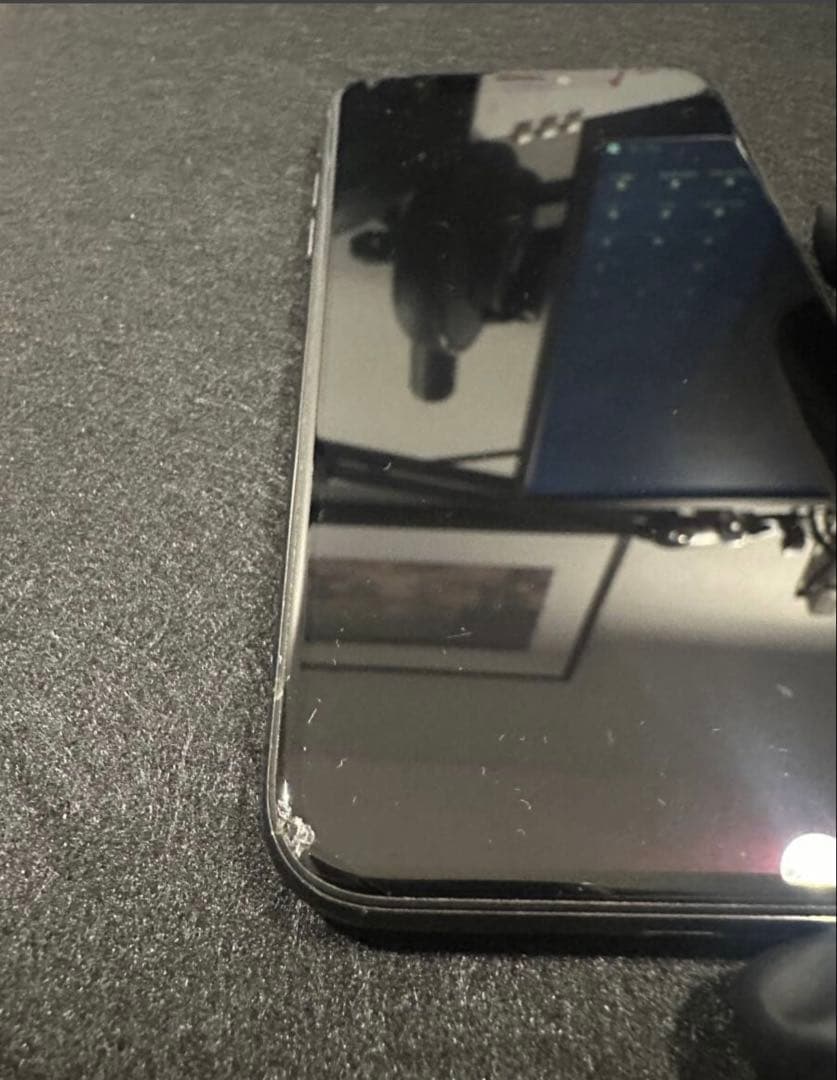 iPhone X スペースグレイ64GB バッテリー96%