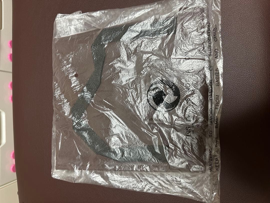 エステ　折りたたみ式施術ベッド