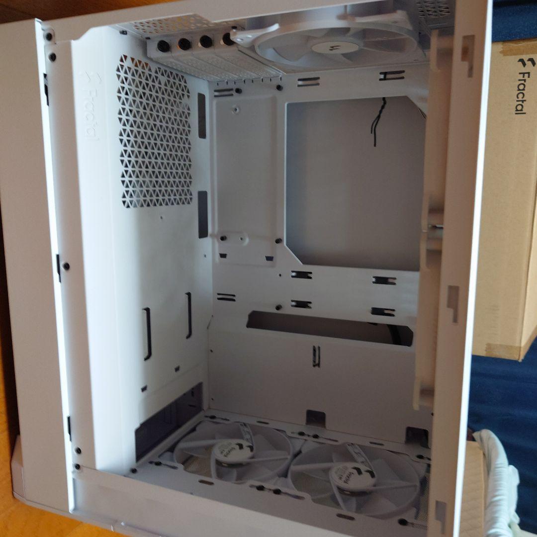 Fractal Pop Mini Air (ホワイトファンのおまけ付き）