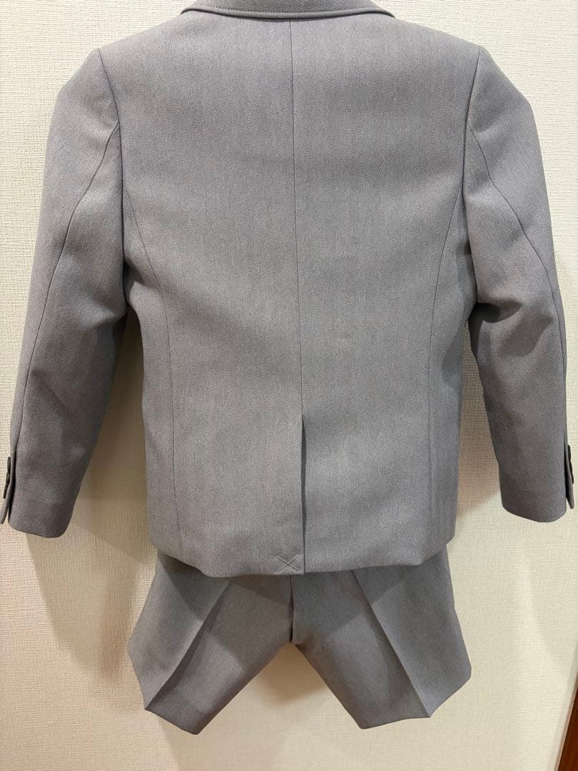 期間限定値下げ プティマイン　フォーマルスーツ 120cm ネクタイ付き