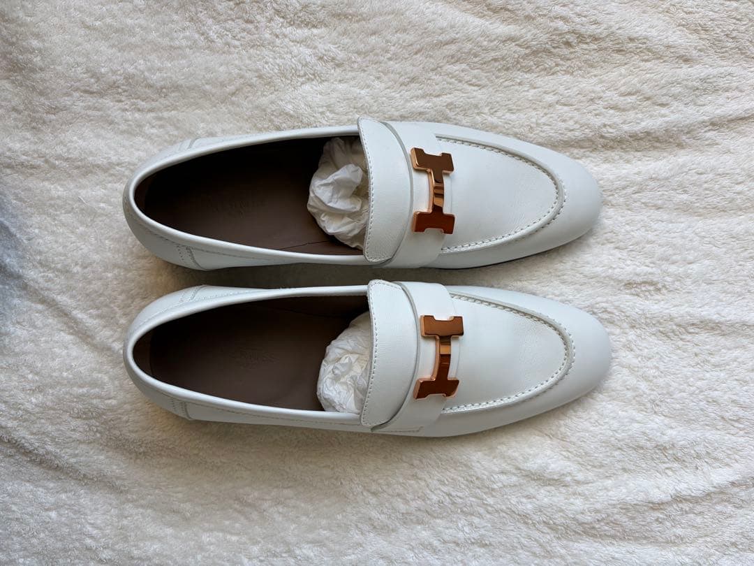 【1/18まで出品】未使用 HERMES モカシンパリ 36.5 ホワイト