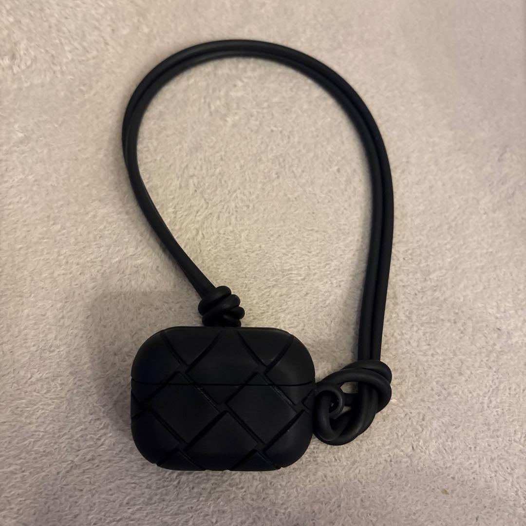 Bottega Veneta AirPodsProケース