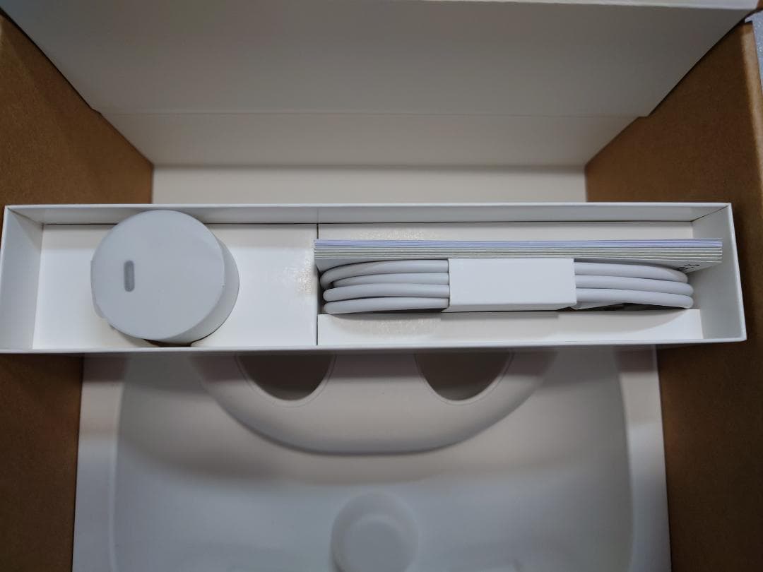 美品 Quest3 128GB メタクエスト3 ANKERケーブル付き