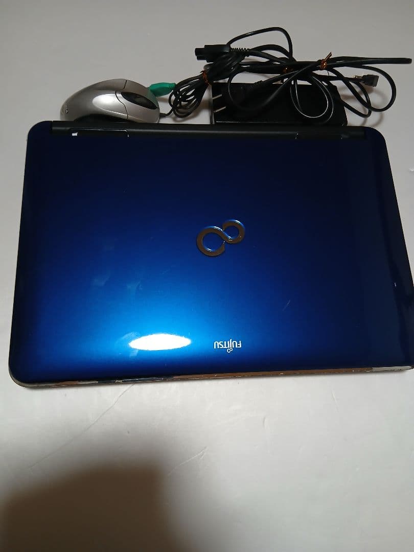 LIFEBOOK AH77/D FMVA77DL ノートパソコン本体