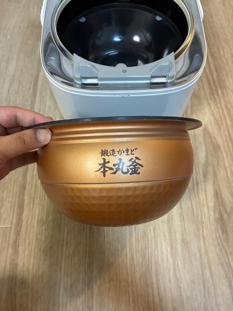 TOSHIBA 東芝　RC-10VXH　真空圧力IH　本丸釜炊飯器