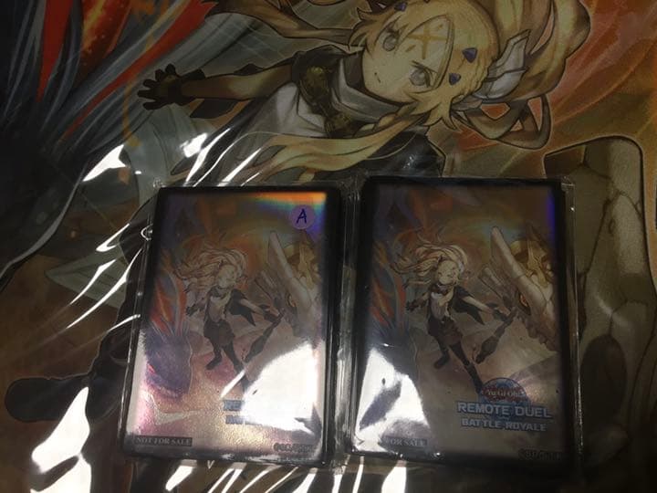 白の聖女エクレシア プレイマット　スリーブ　セット