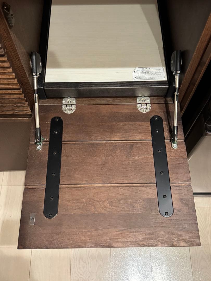 カリモク ネイビ 食器棚