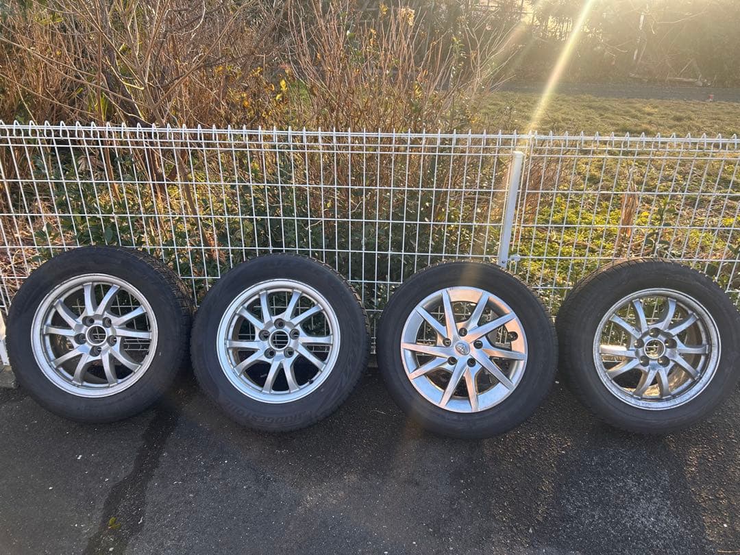 プリウスアルファ着用可 205/60R16 ウィンタータイヤ ホイールセット