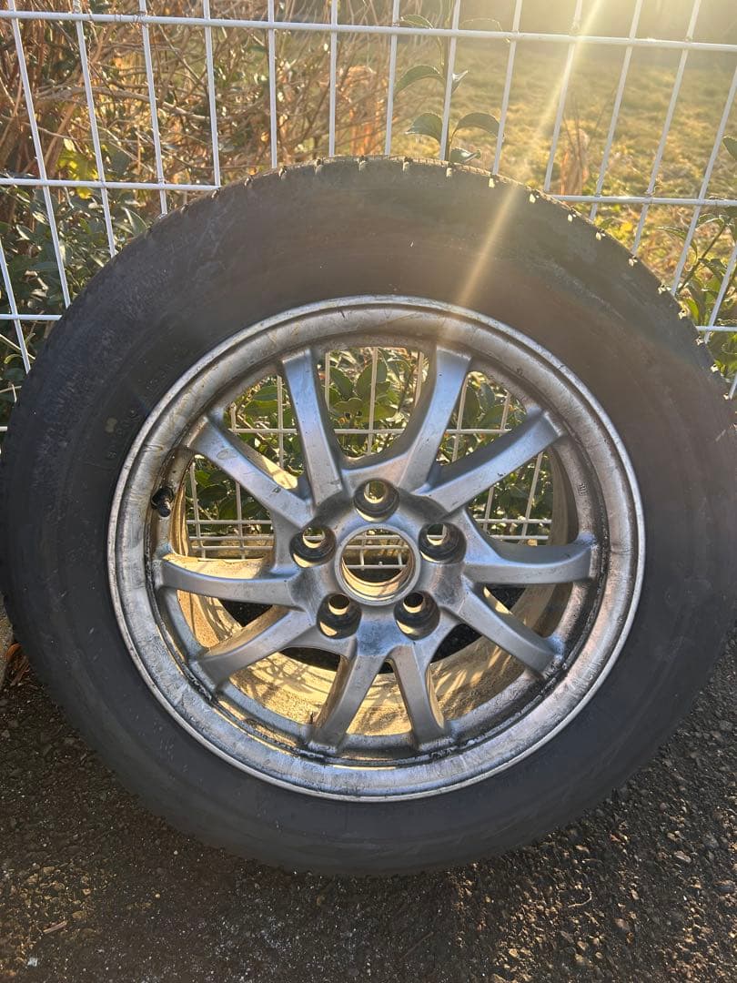 プリウスアルファ着用可 205/60R16 ウィンタータイヤ ホイールセット
