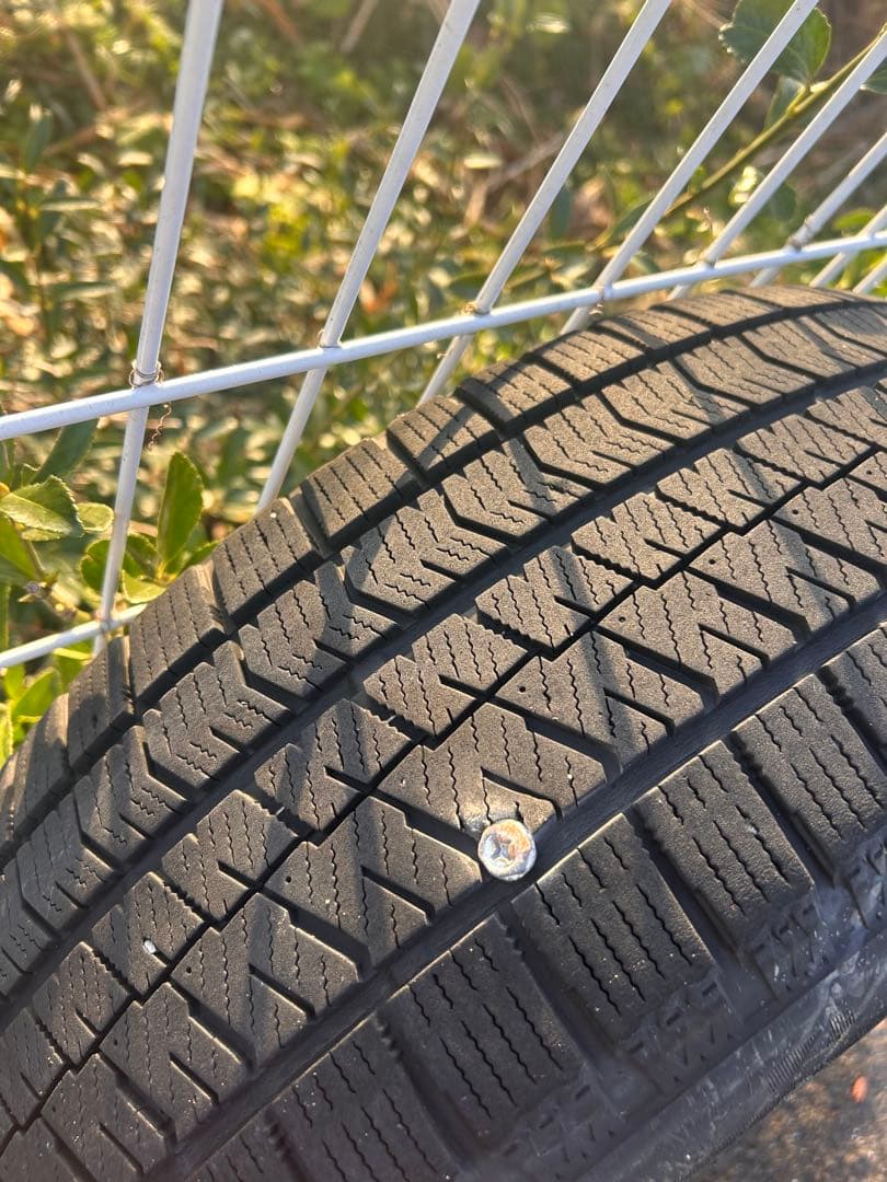 プリウスアルファ着用可 205/60R16 ウィンタータイヤ ホイールセット
