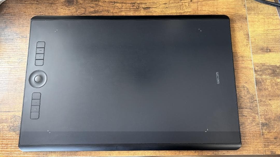 Wacom Intuos Pro L ペンタブレット 本体 PTH-860