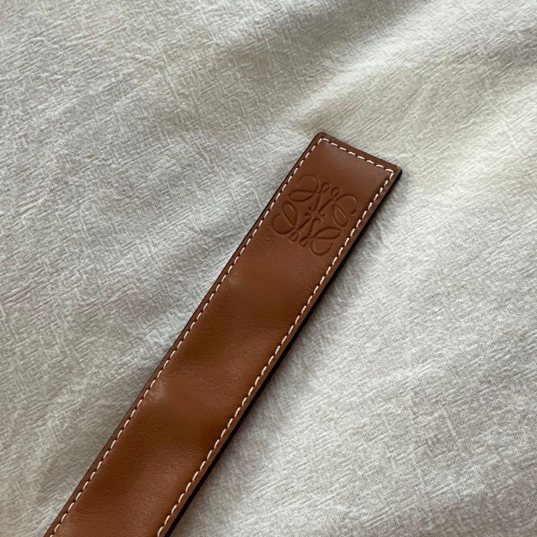 LOEWE レザーバングル　ブレスレット　タン　ブラウン