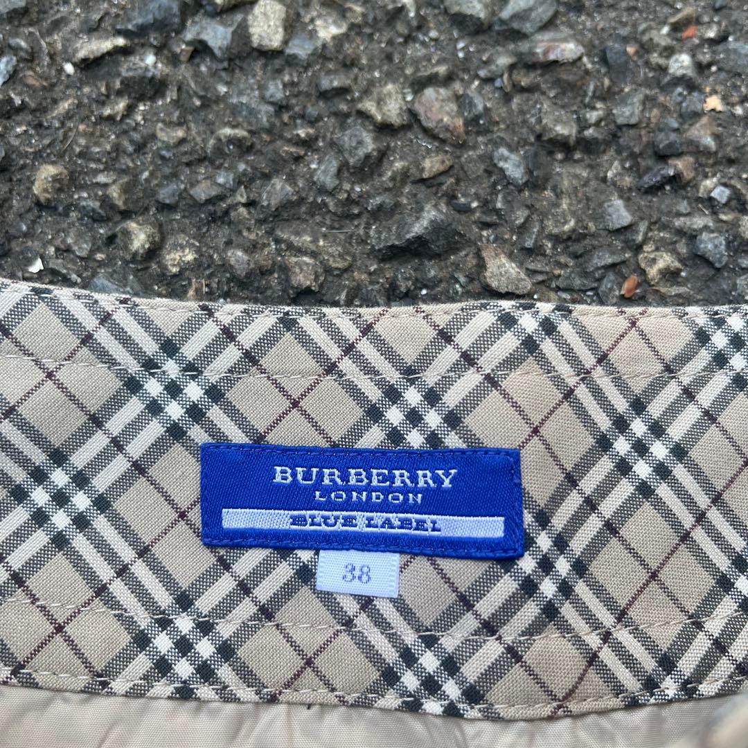 BURBERRYバーバリー　ミニスカート　巻きスカート　牛革ベルトプリーツ