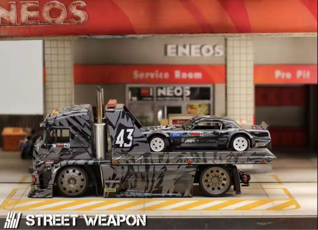 STREET WARRIOR 1965マスタング、フーニコーン+積載車トラック