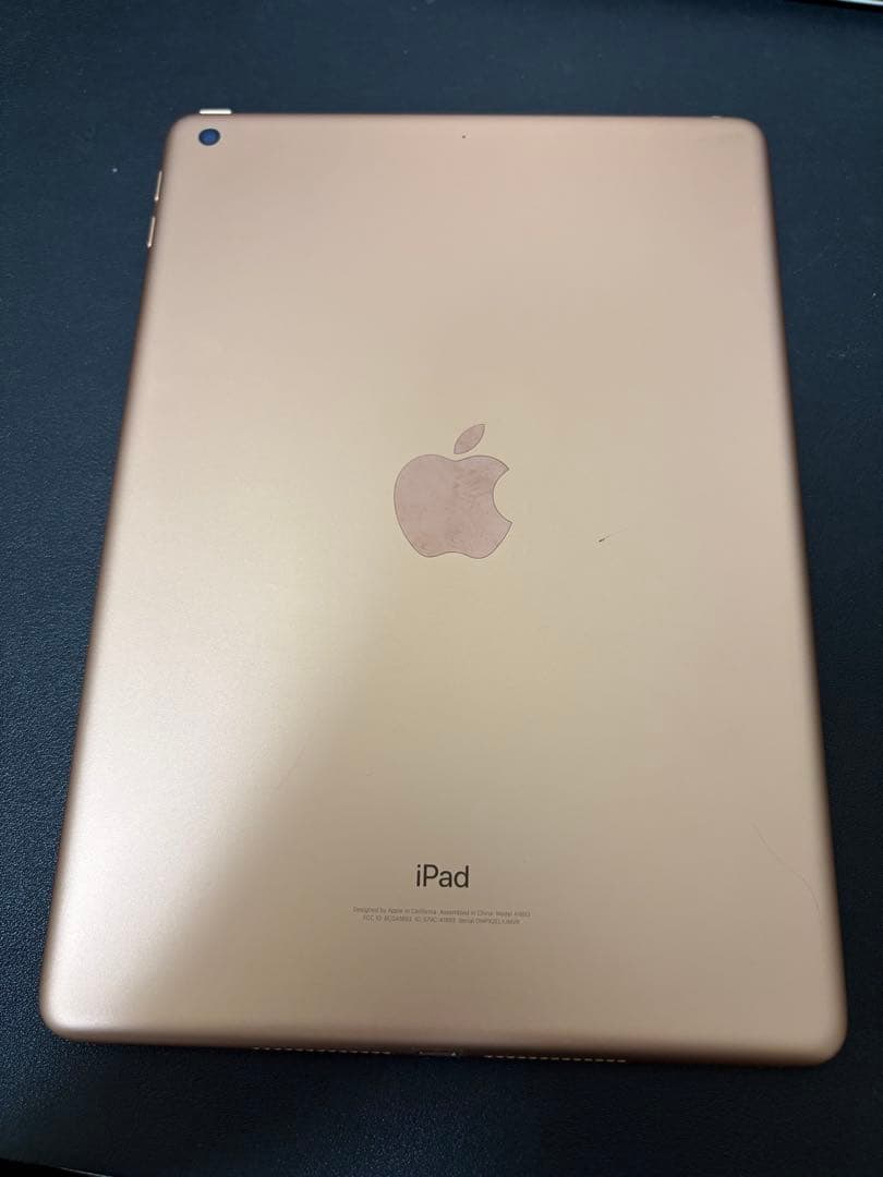 ipad第6世代ゴールドwifi(32GB)とApple pencil 第1世代