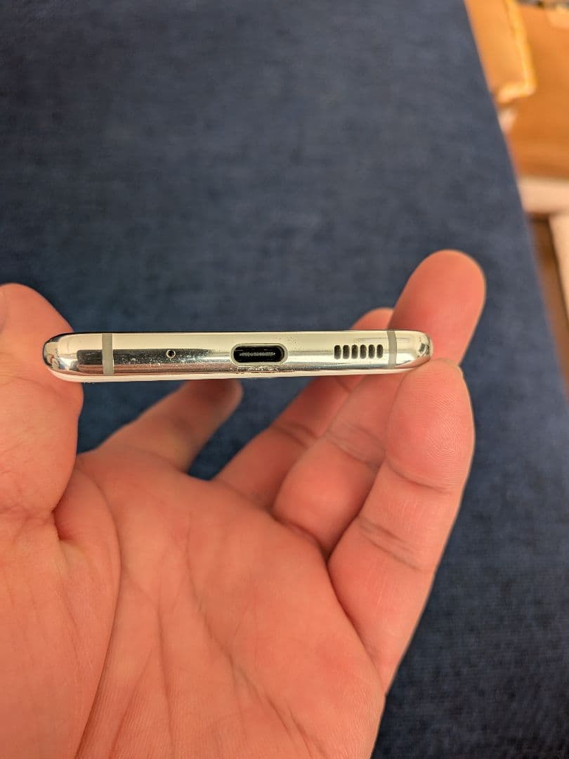 Galaxy S20 ホワイト 本体