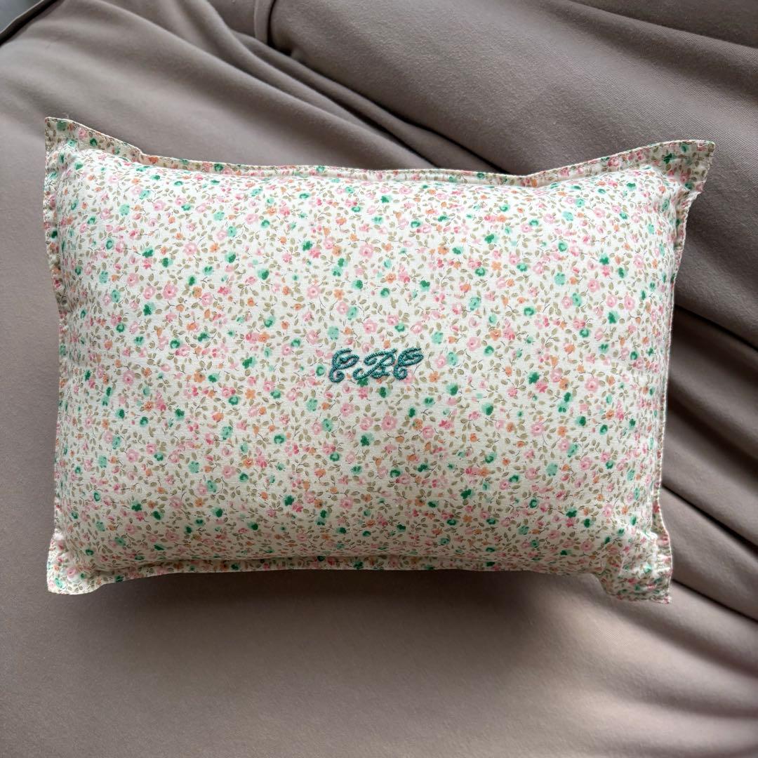 未使用品 リバティ トランク caramel リバティ柄クッション付き