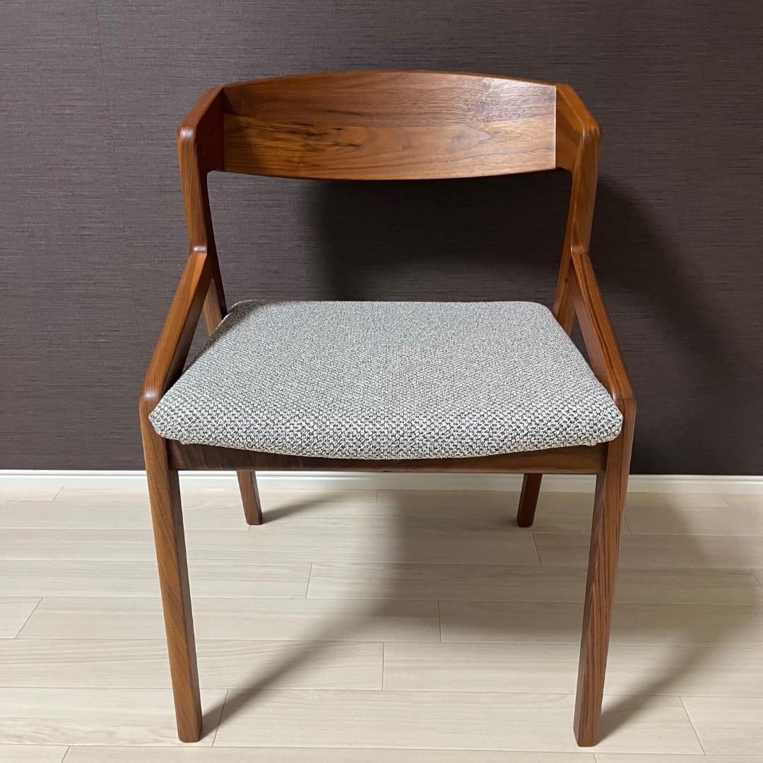 未使用　NAGANO INTERIOR モダンアームチェア　天然木　日本製