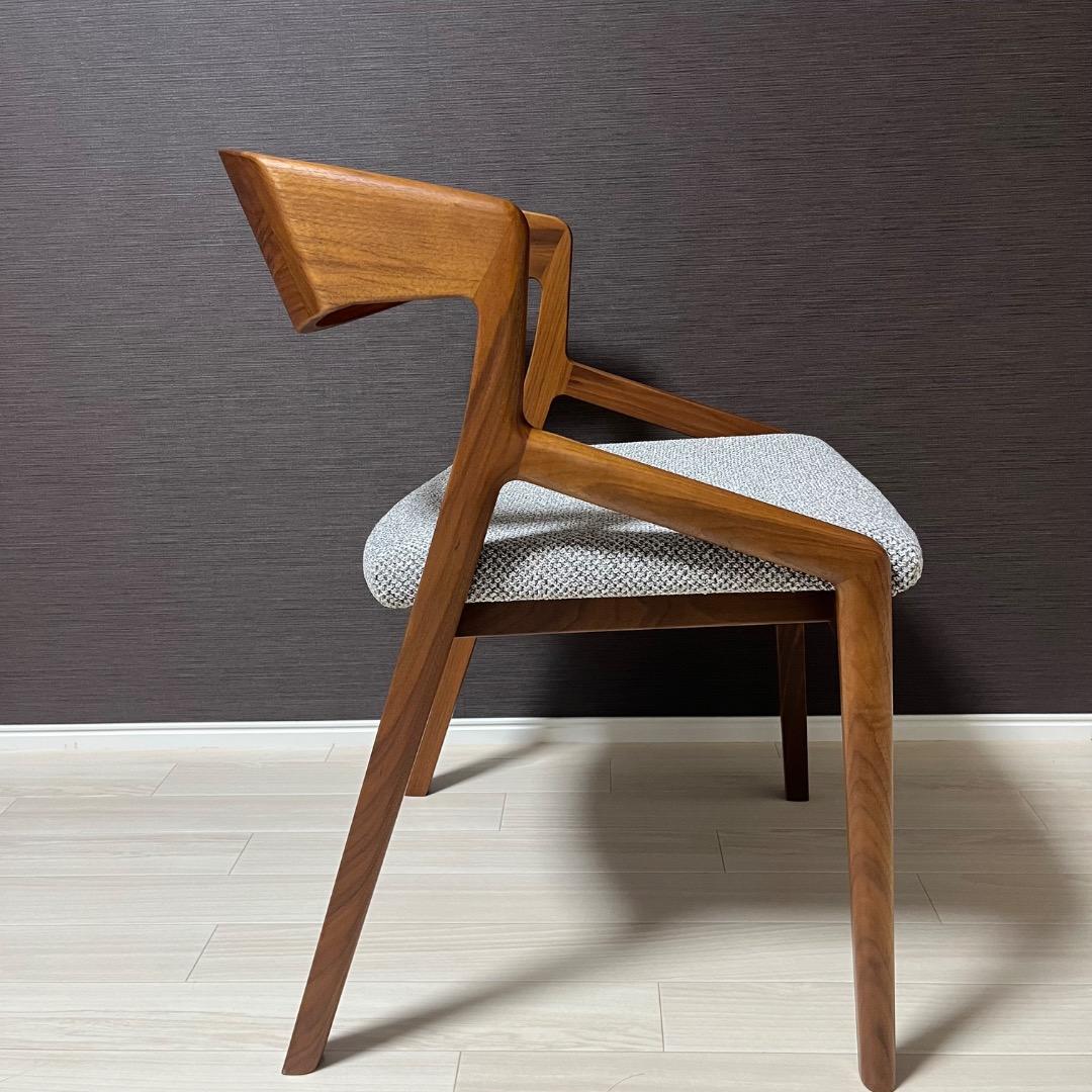 未使用　NAGANO INTERIOR モダンアームチェア　天然木　日本製
