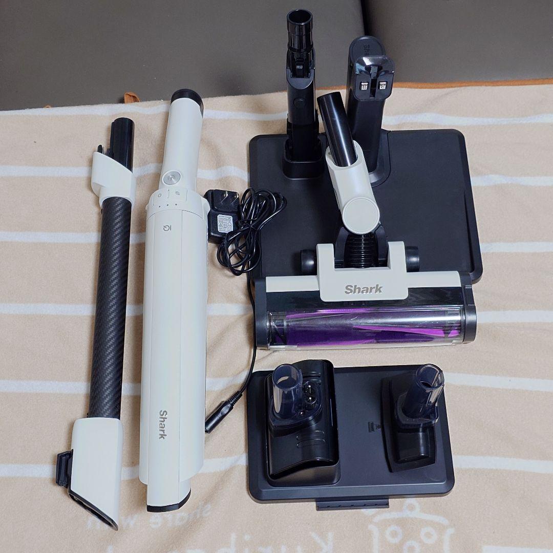 Shark スティッククリーナー LC400JWH