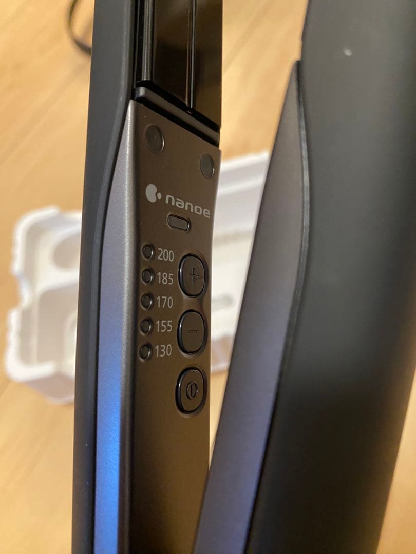 ぺこりんPanasonic EH-HS0J ストレートヘアアイロン