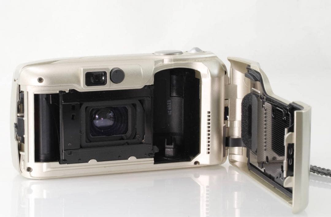 OLYMPUS オリンパス フィルムカメラ  mju μ-Ⅱ 110 p145