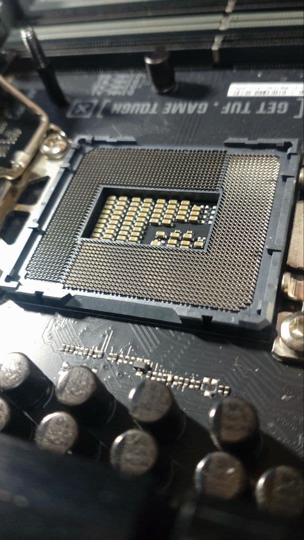 ASUS TUF Gaming Z790-PLUS WIFI マザーボード