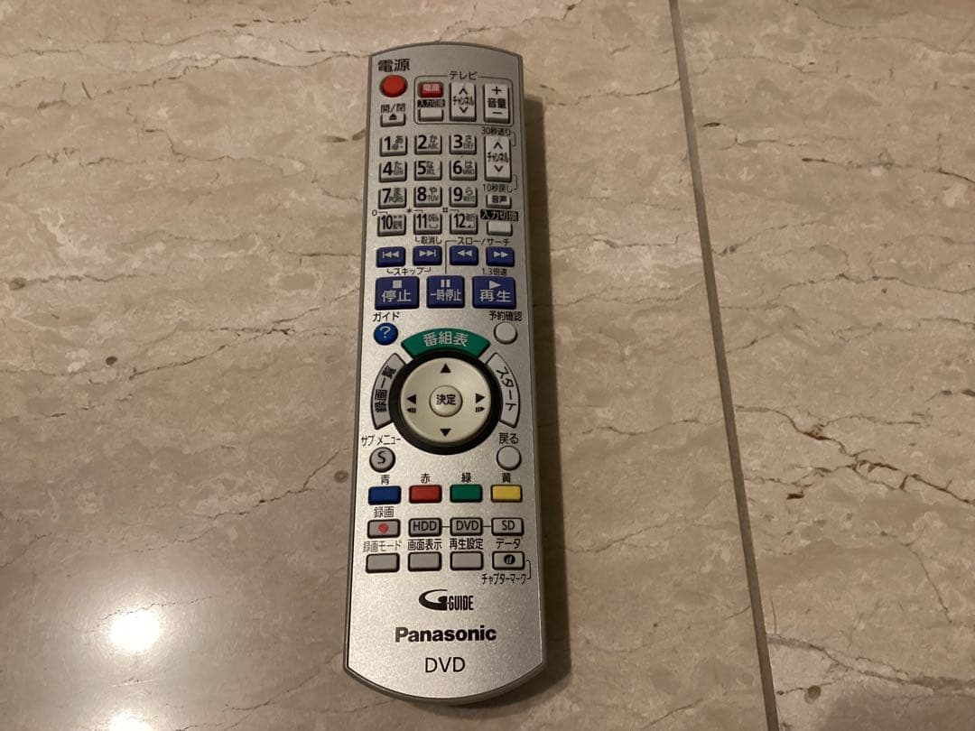 【美品】Panasonic DMR-XE100 DVDレコーダー