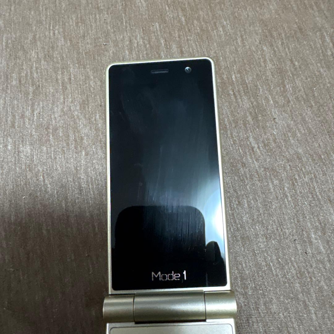 【ほぼ新品】Mode1 RETROⅡ ガラケー型スマホ　simフリー