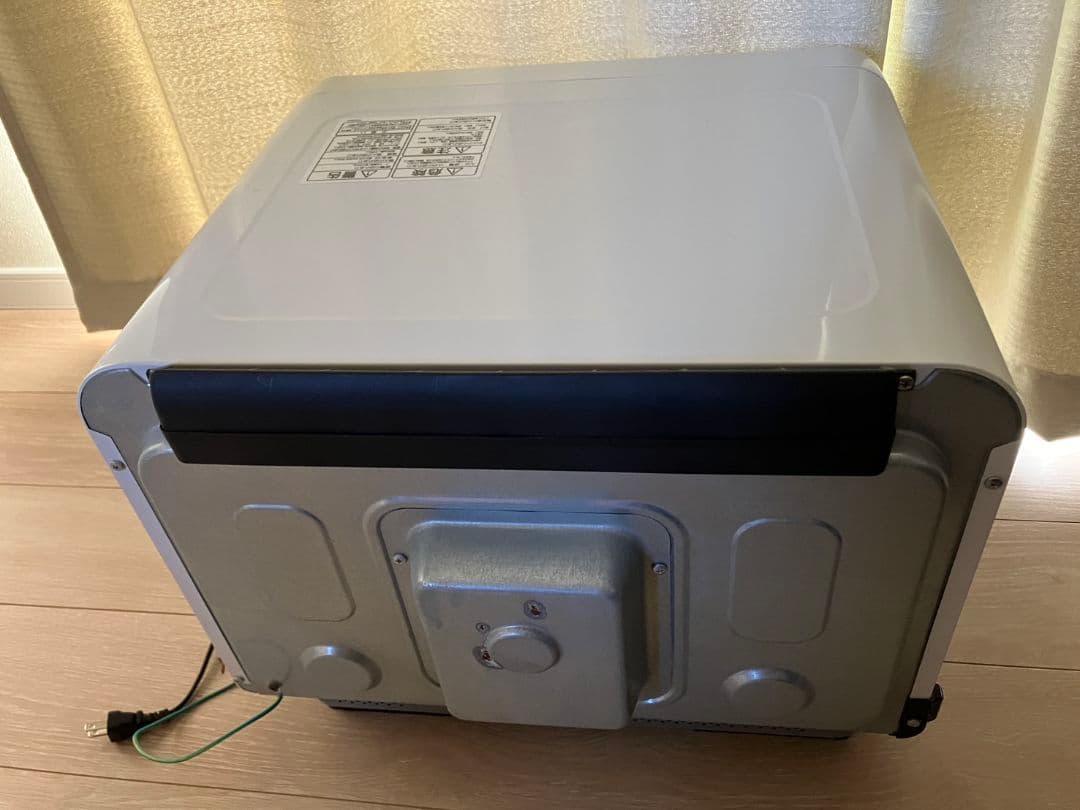 TOSHIBA 東芝電子レンジ ER-ND300 (W)天板2枚・説明書有