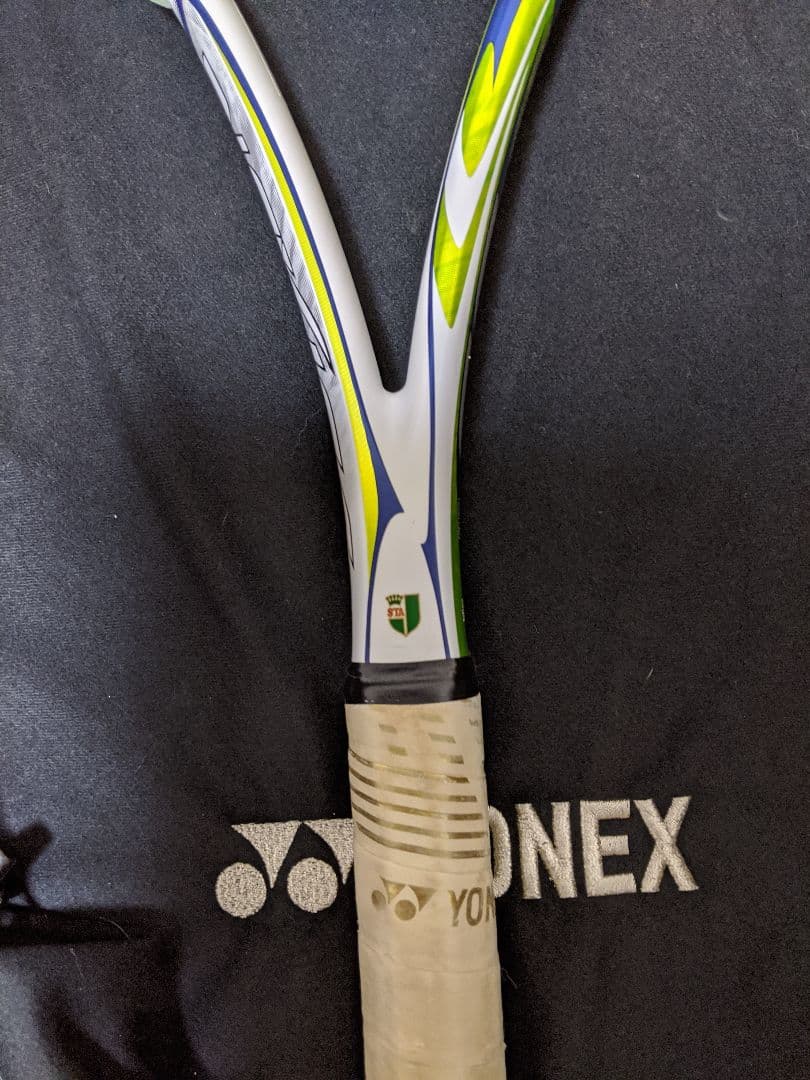 ヨネックスソフトテニスラケット　ネクシーガ60